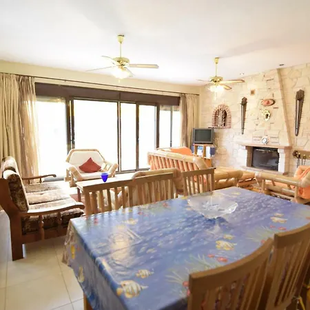 Holiday home The Olive House 2 *